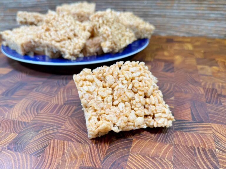 How to Make Cinnamon Roll Rice Krispie Treats Recipe