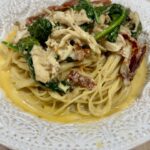 Creamy Tuscan Chicken Pasta with Spinach and Sun-Dried Tomatoes